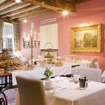 Oud Huis Amsterdam