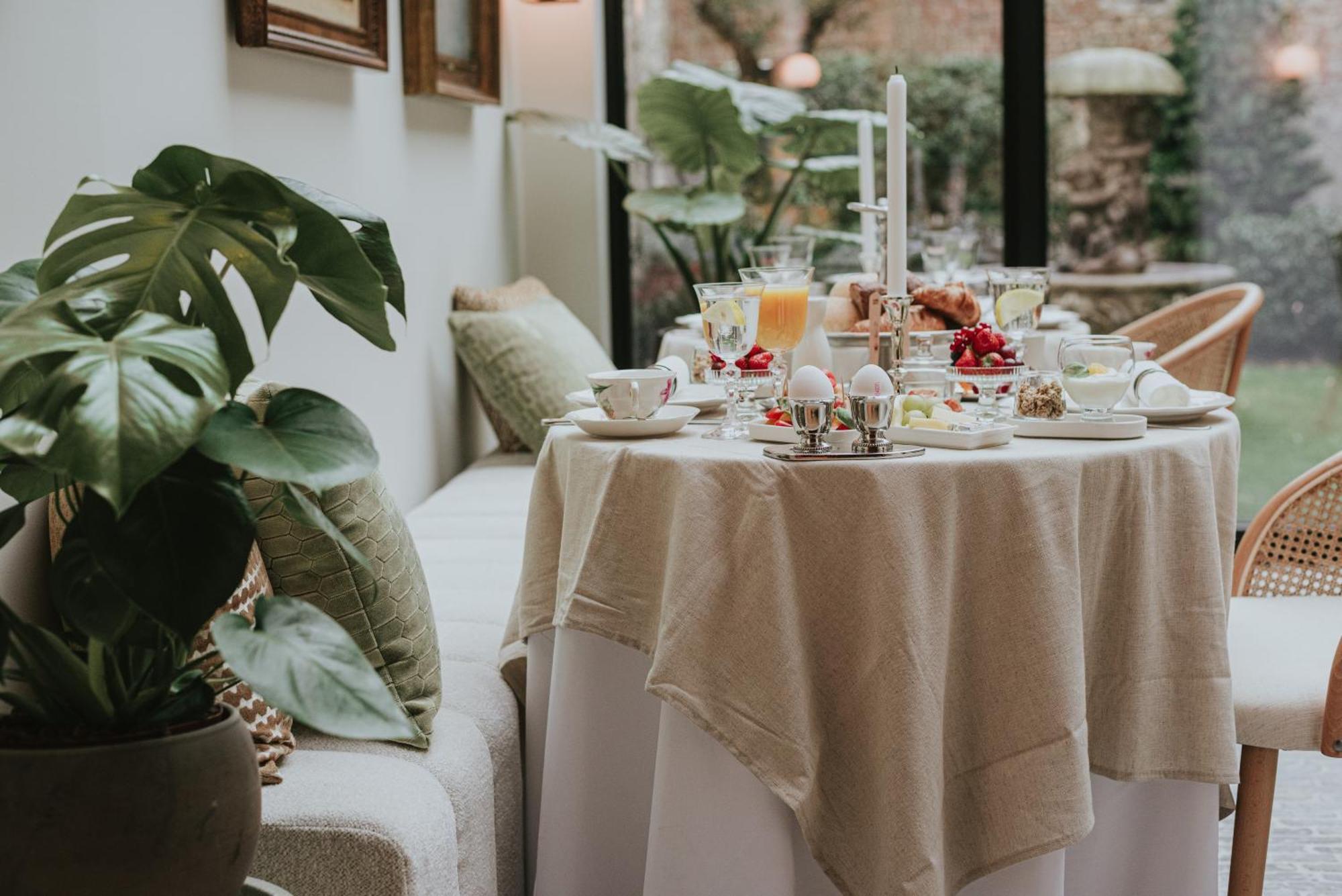 The Burgundy - Boutique Bed & Breakfast Brugge