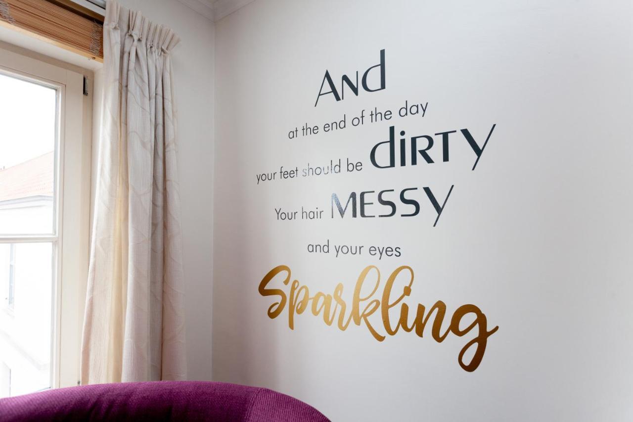 Boutique B&B The Townhouse Bed & Breakfast 4*