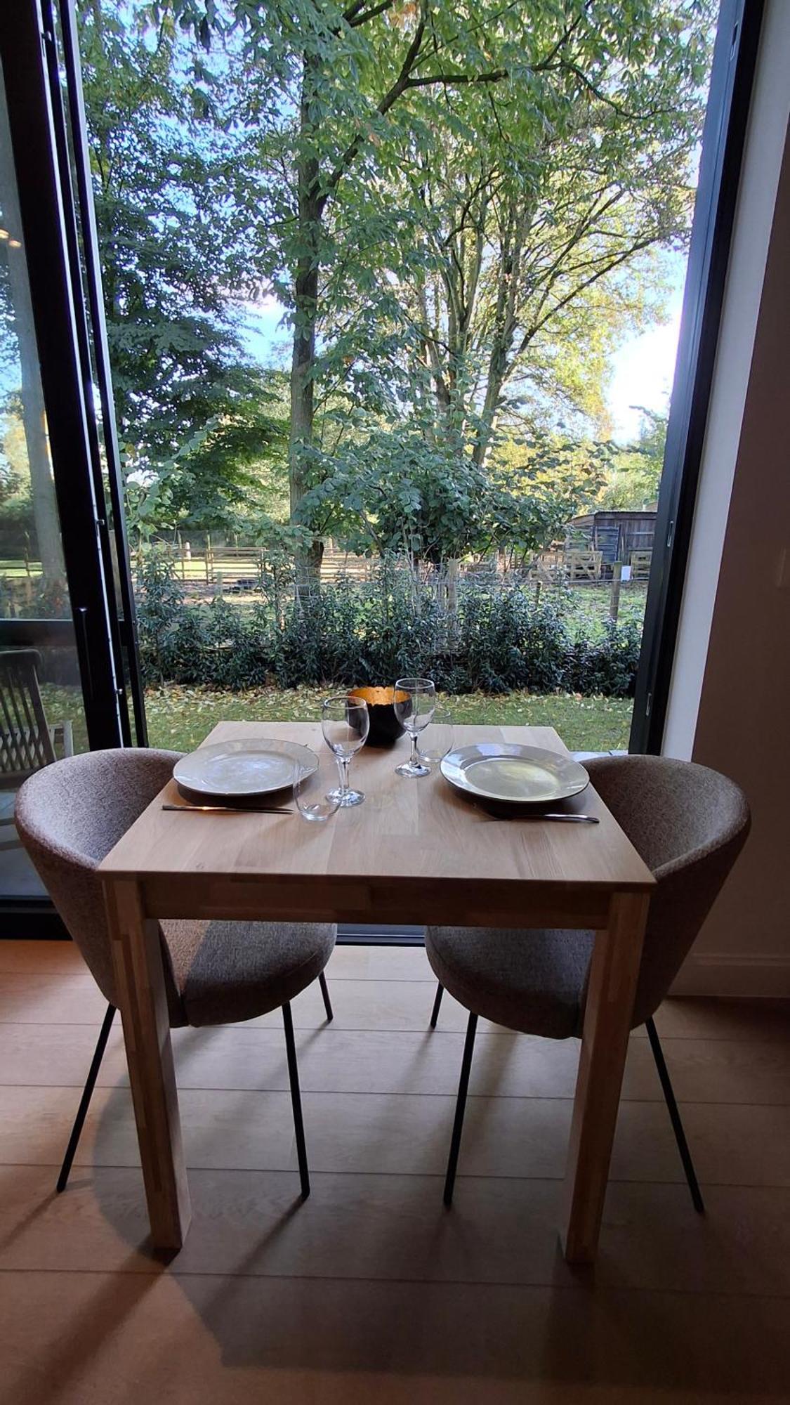 Apartment Prive In Groene Omgeving Fietsen & Parkeerplaats Inbegrepen Bruges