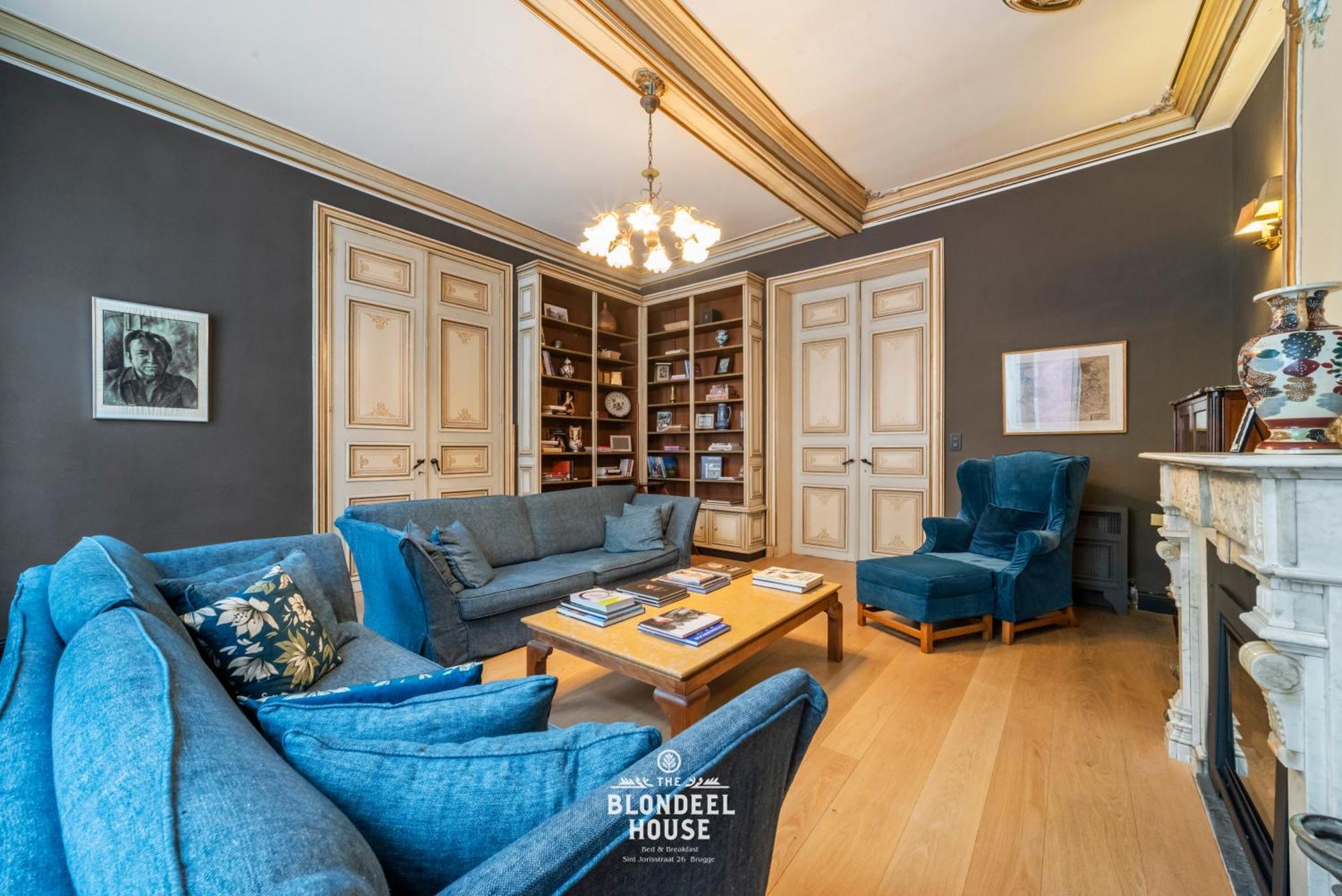 The Blondeel House Center Couette-café