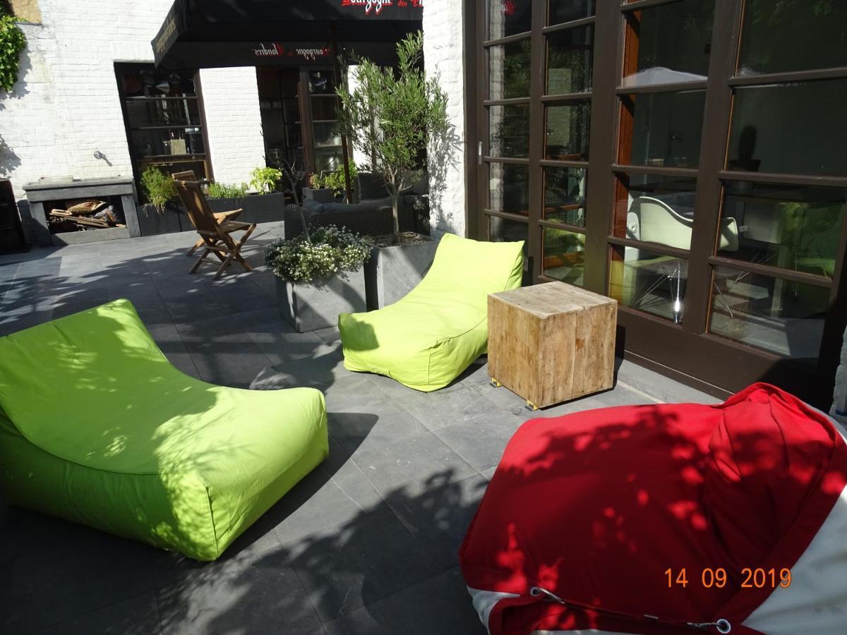 Eleven Bed & Breakfast 4*