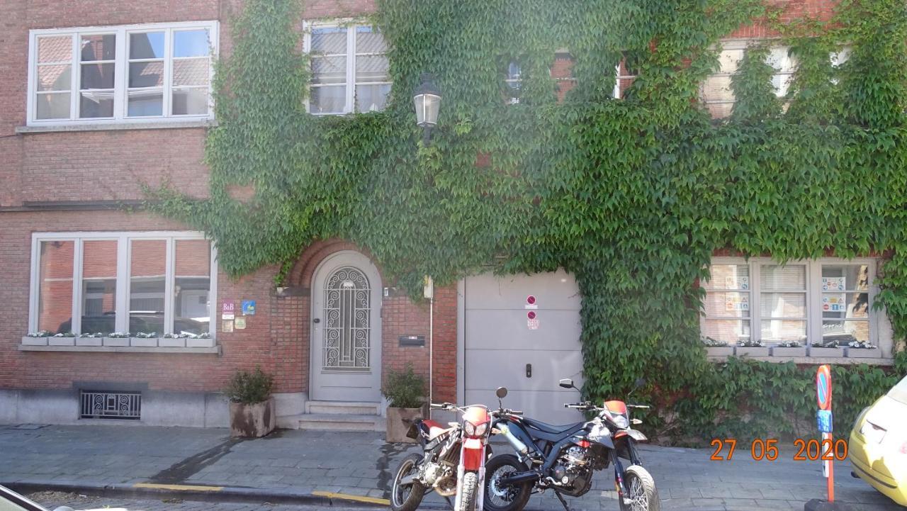Bed & Breakfast Eleven 4*