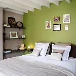 B&B West