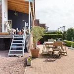 Gastenverblijf In Belle Epoque Woning