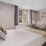 Spacious Guest Suites Near Historic Market - 5 Min Walk