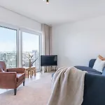 Huswell - Lovely New Apartment At The Harbor + Parking