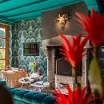 Exclusive Suites The Secret Garden
