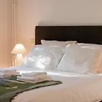 Huswell - Genthof - Room 1