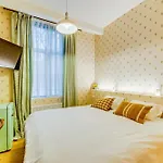 Gezellige Romantische Kamer In Hartje Brugge Miss Marlyn