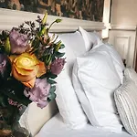 B&B Number 11 Exclusive Guesthouse