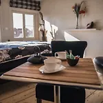 Casa Negra