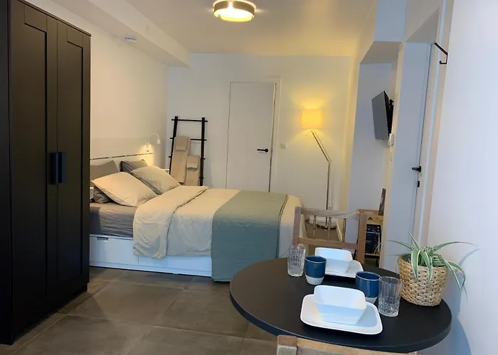 Homestay, Ground Floor, Comfort Room