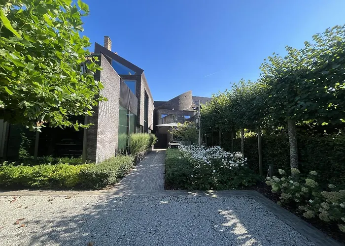 Modern Holiday Home Near Bruges And The North Sea