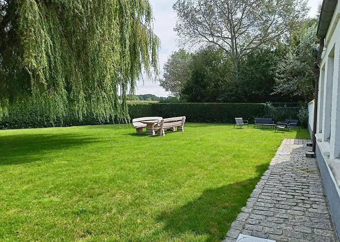 Beautiful 3-Bedroom - 3-Bathroom Appartment Pendula