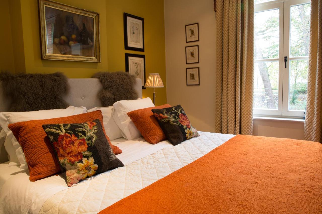 Bed & Breakfast Two In