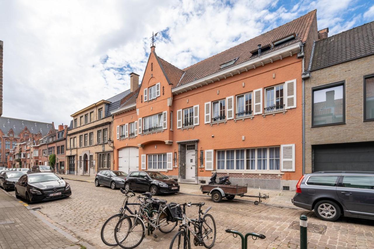 Het Consulaat