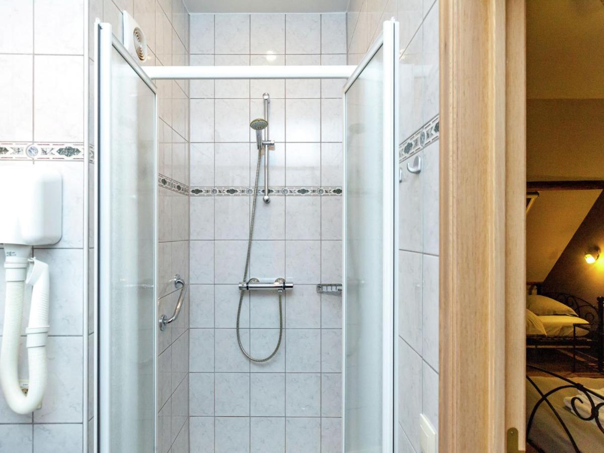 Authentic Holiday In With Garden Holiday home