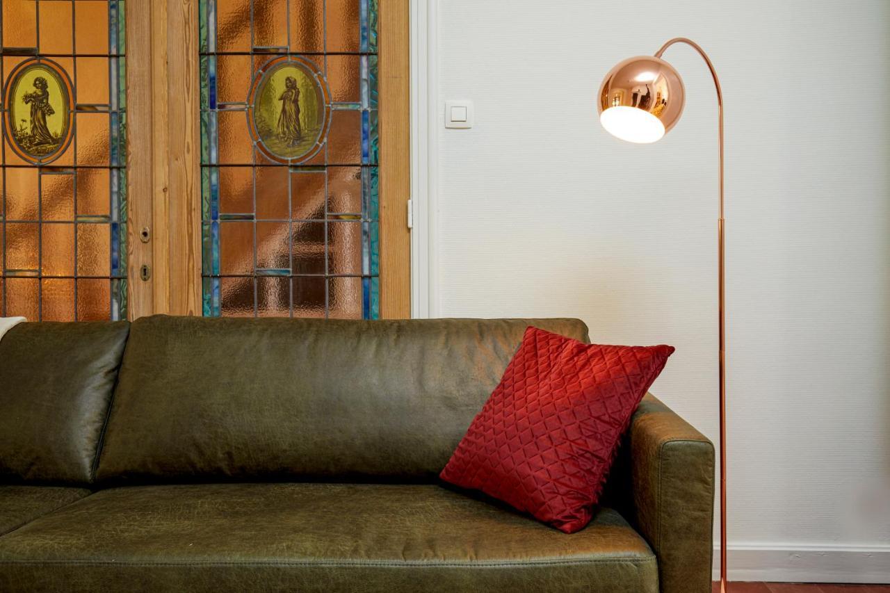 Trendy, Authentieke Woning Met Groot Terras En Tuin