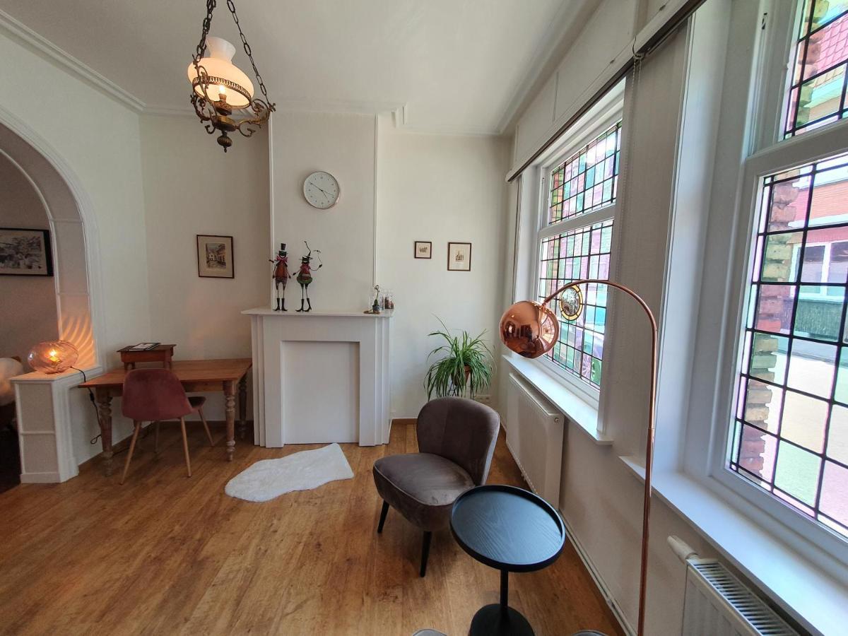 Trendy, Authentieke Woning Met Groot Terras En Tuin Hébergement de vacances Bruges