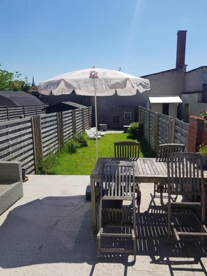 Cosy Comfort Modern Couple Privacy Walking Distance Center Kitchen Terrace Garden Brügge