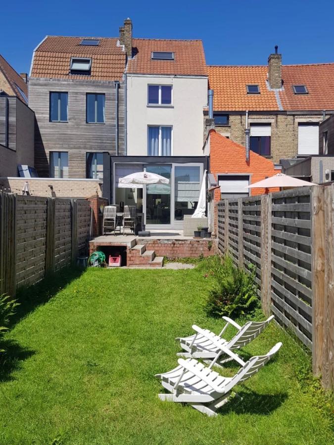 Cosy Comfort Modern Couple Privacy Walking Distance Center Kitchen Terrace Garden Apartment Brügge
