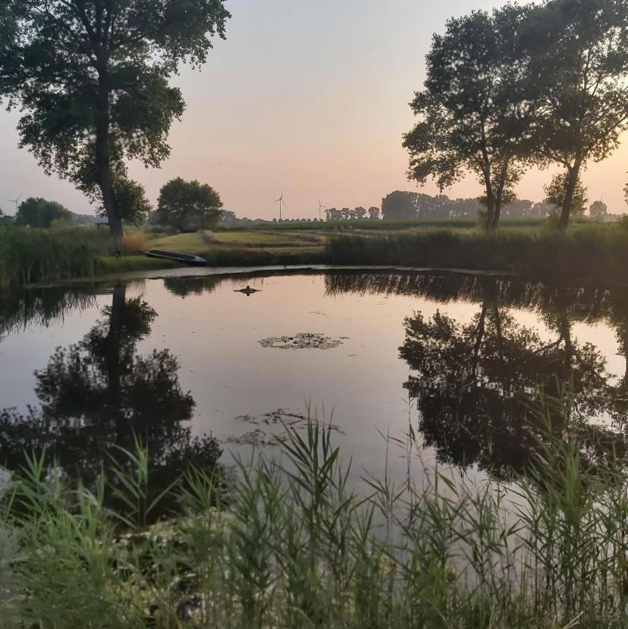 Bed & Breakfast Logies De Meerkoet *