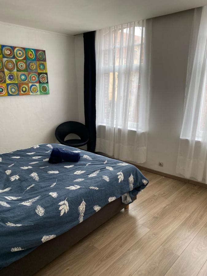 Large 3 Bedroom House With Terrace In The Center Of Bruges Holiday home *