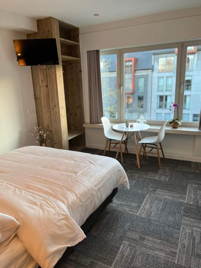 Bed & Breakfast Nieuwe In Centrum Met Badkamer ! Brugge