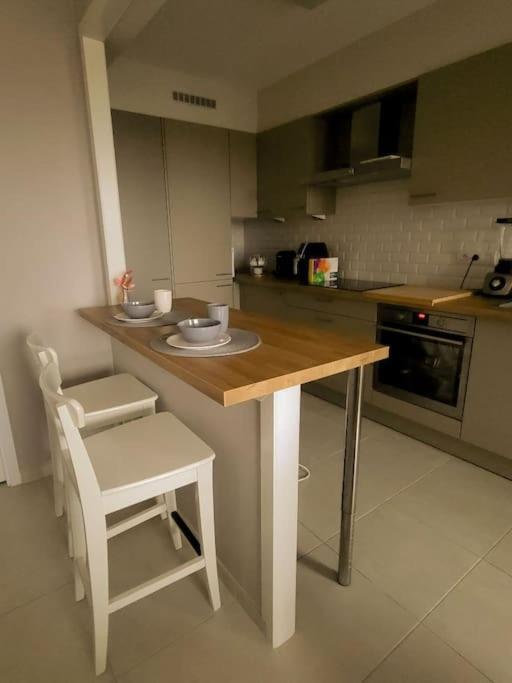 Apartment Gezellig In Brugge, Nabij Damme. *