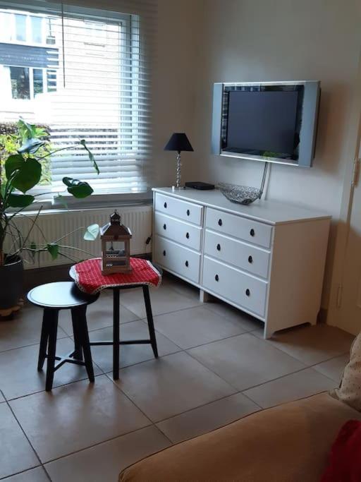 Our Lily House, Een Gezellig Familiehuis In Rustige Omgeving Vakantiehuis Brugge