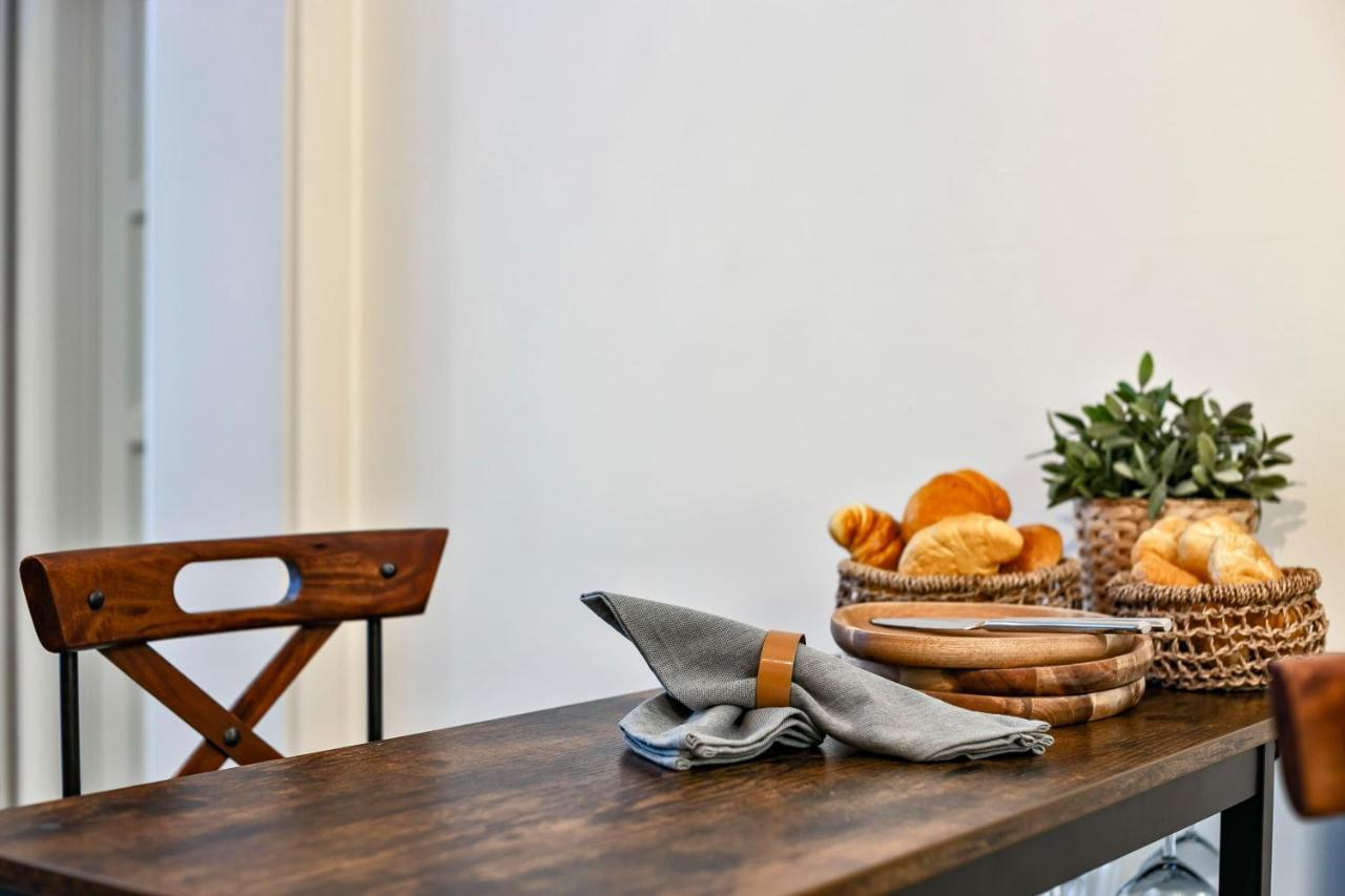Huswell - Charming Getaway In The Historical Center Brugge