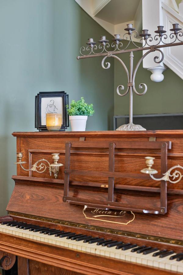Huswell - Charming Getaway In The Historical Center Bruges