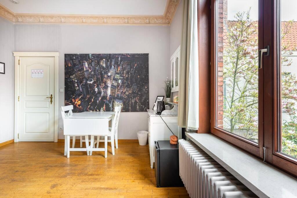 Homestay Suite Stays Bruges *