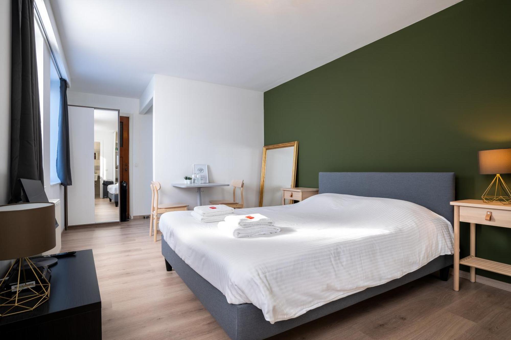General Sixty-seven By Romy&travis * Brugge