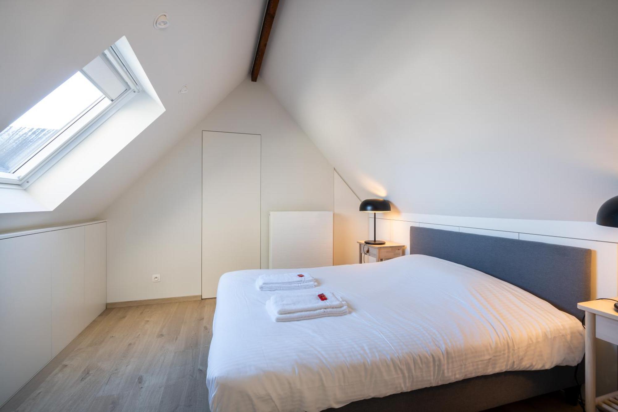 General Sixty-seven By Romy&travis * Brugge