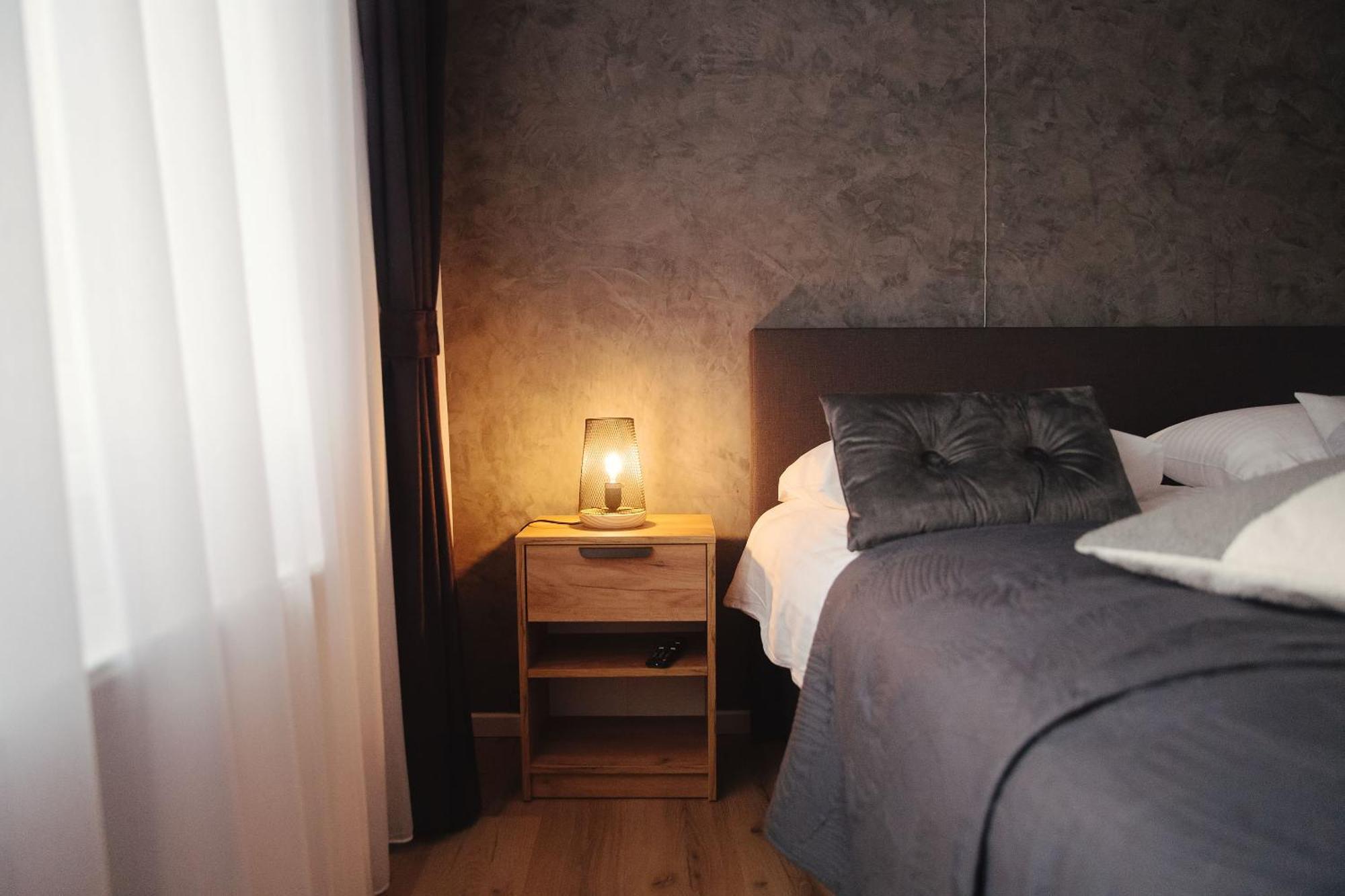 Md Luxury * Brugge