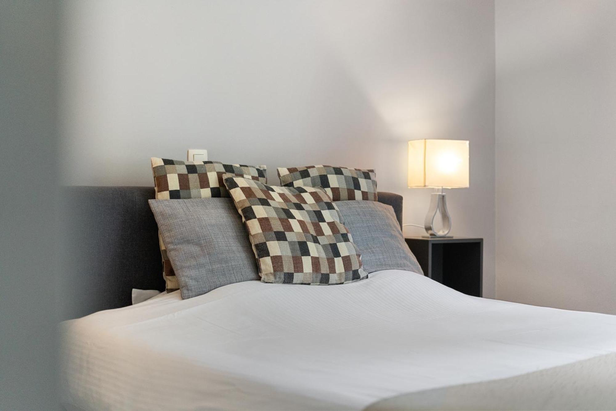 Spacious Guest Near Historic Market - 5 Min Walk Guest house *