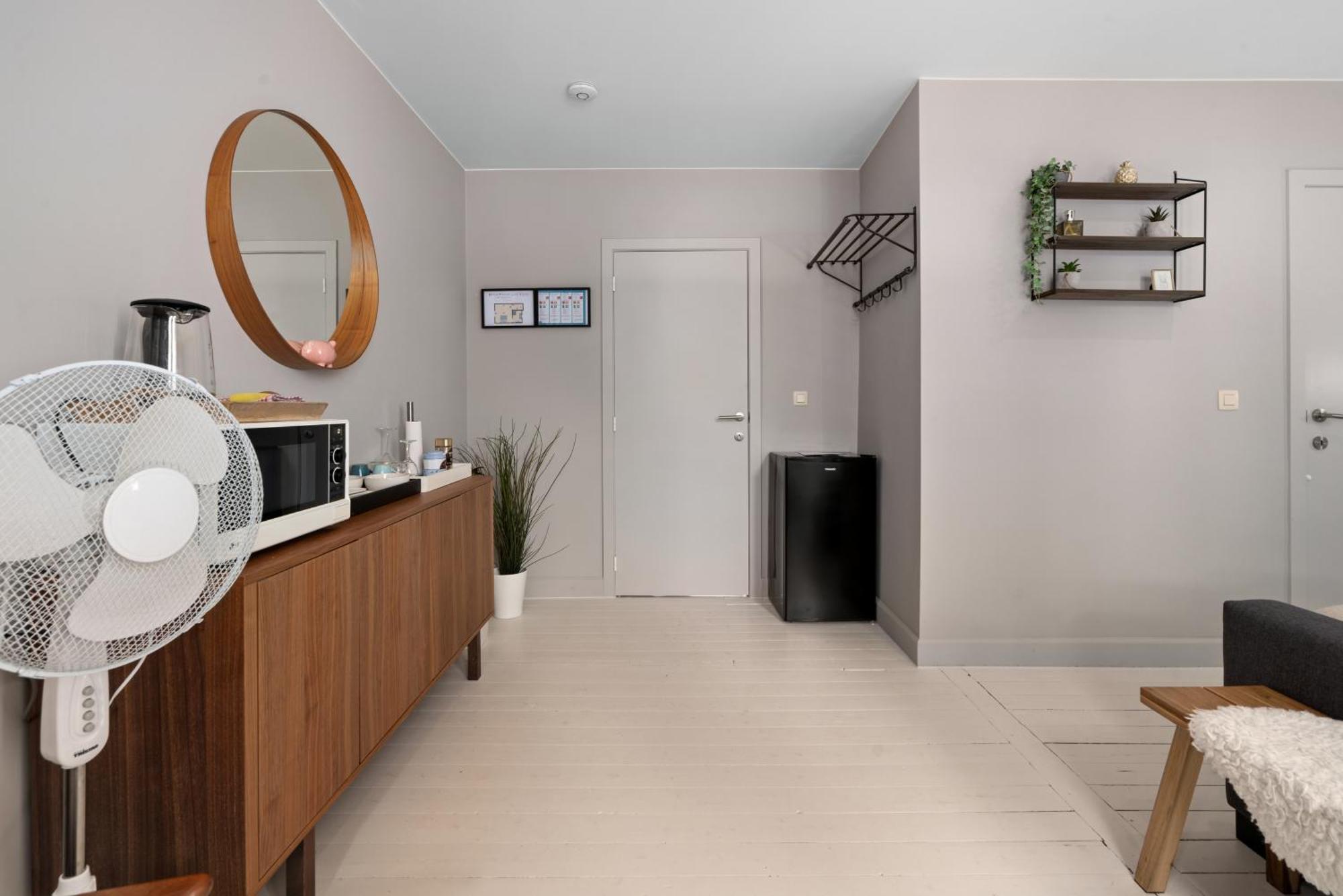 Guest house Spacious Guest Near Historic Market - 5 Min Walk