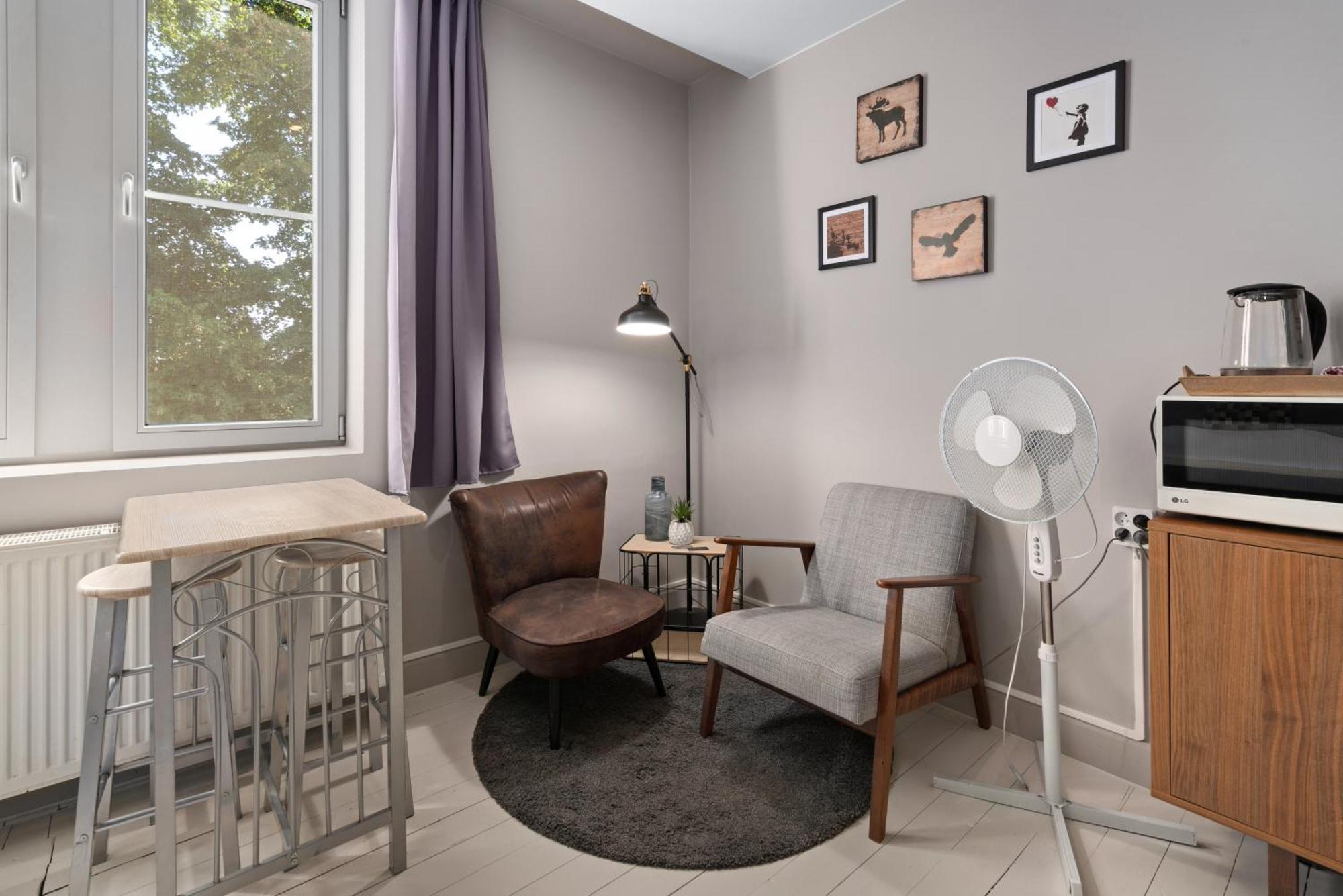 Spacious Guest Near Historic Market - 5 Min Walk Guest house Bruges