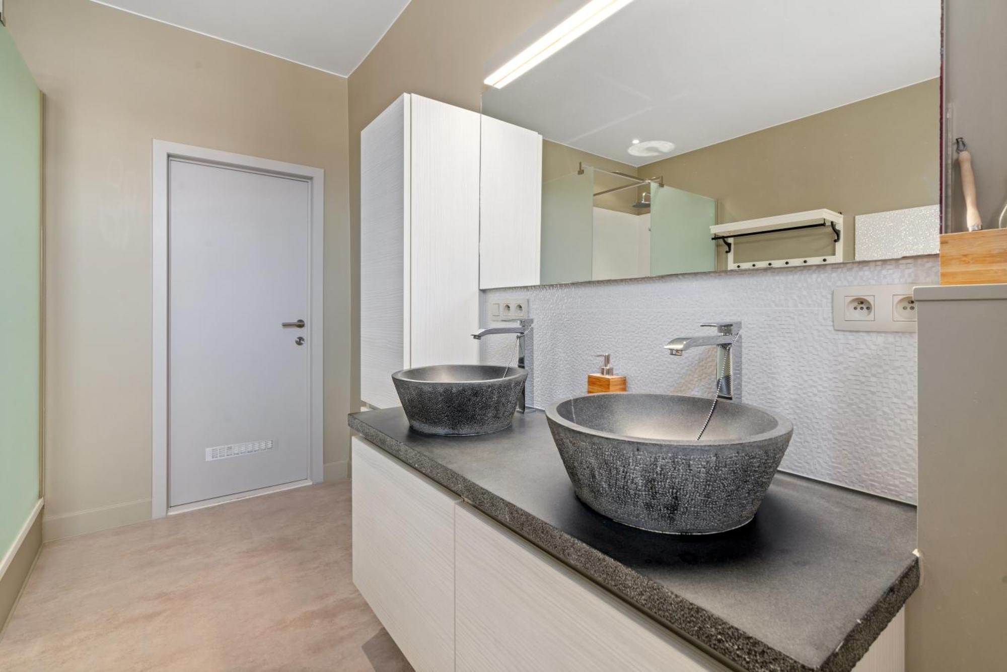 Guest house Spacious Guest Near Historic Market - 5 Min Walk *