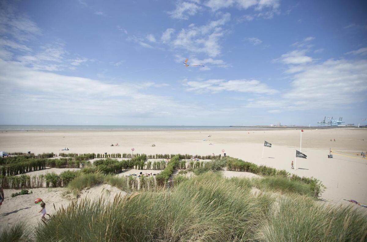 Mistral : Strandhuis Voor 10 Personen