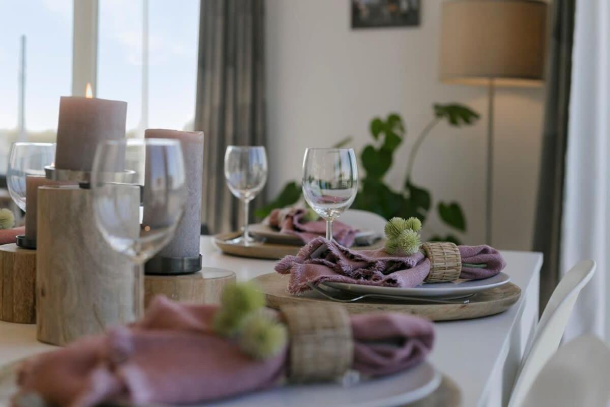 Apartment Huswell - Sea Bridge; Charming Near The