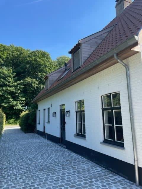 Huswell - Two Guest-rooms In Stylish - Free Bikes Holiday home Bruges