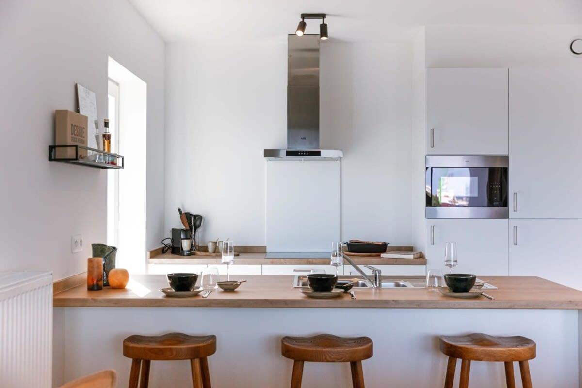 Huswell - Lovely New At The Harbor + Parking *