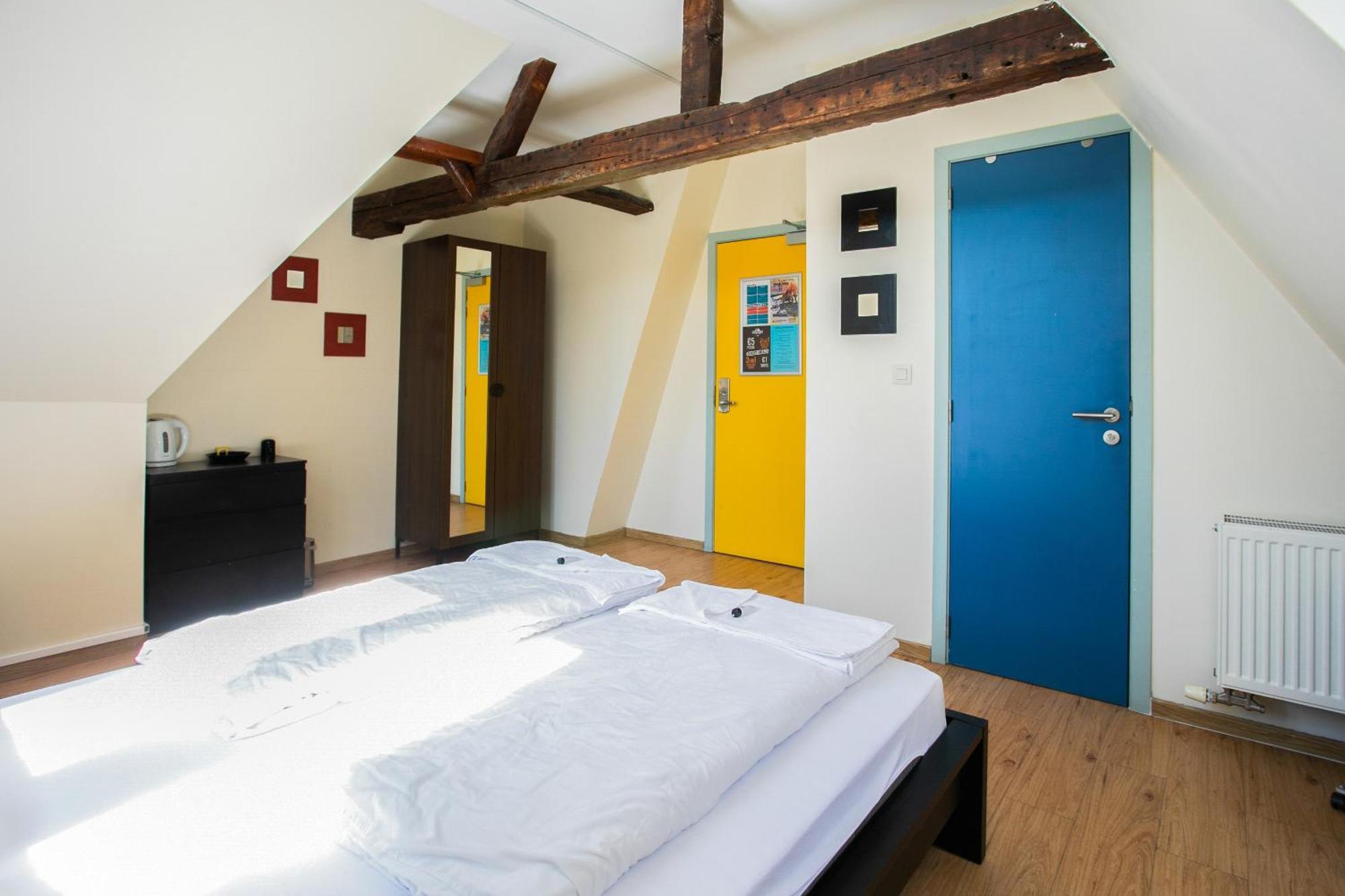 St Christopher's - The Bauhaus Hostel Bruges