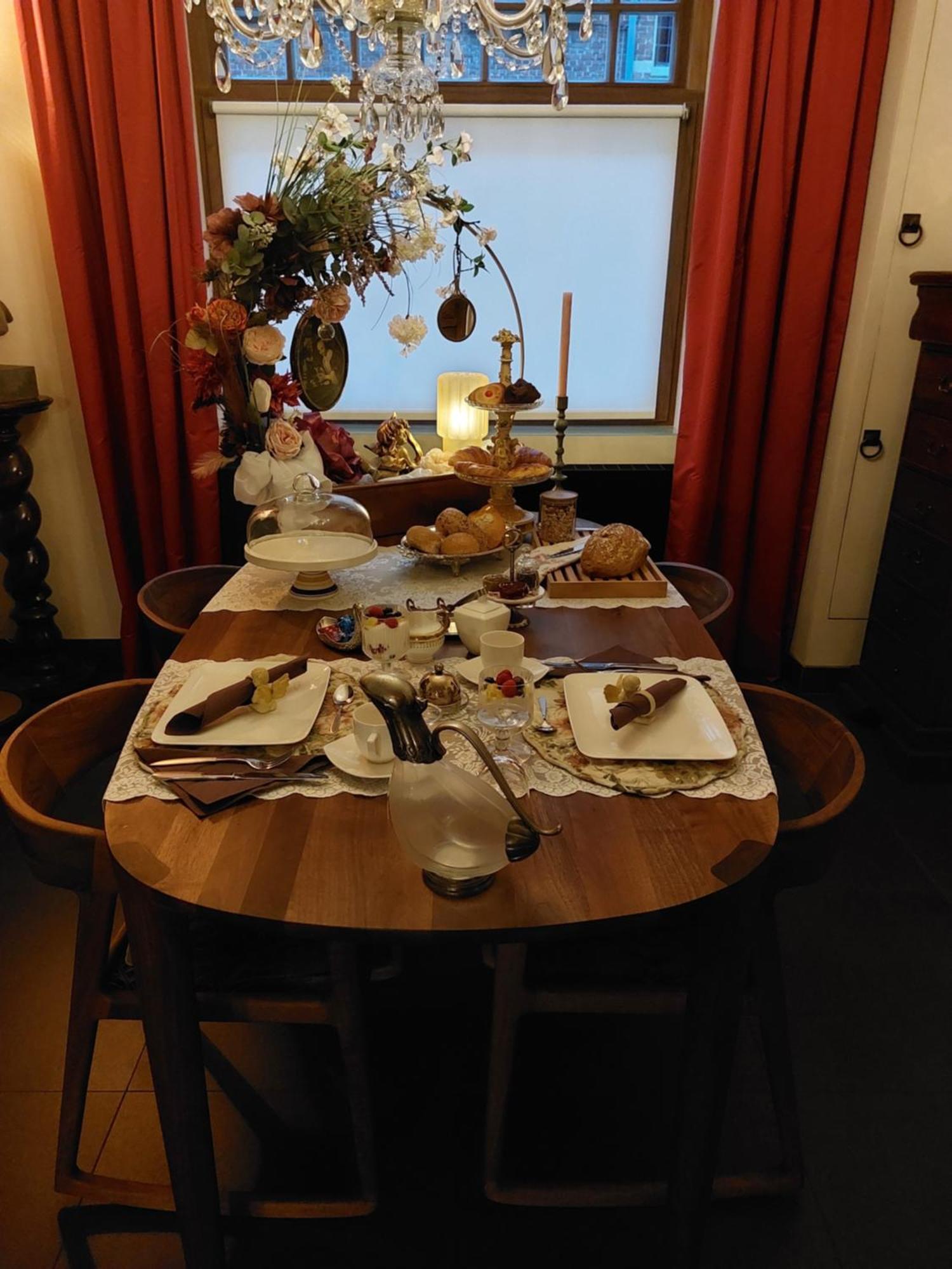 In Lace Bed & Breakfast *