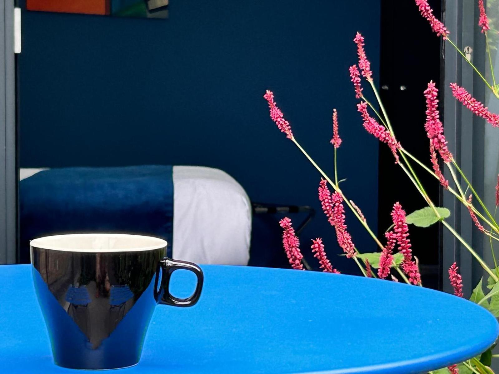 Bed & Breakfast Contrast 3*