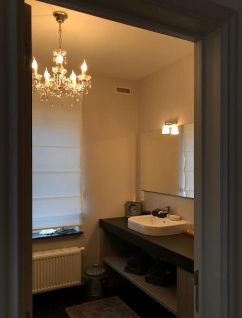 Couette-café 'southfield': Stylish & Quiet In Bruges