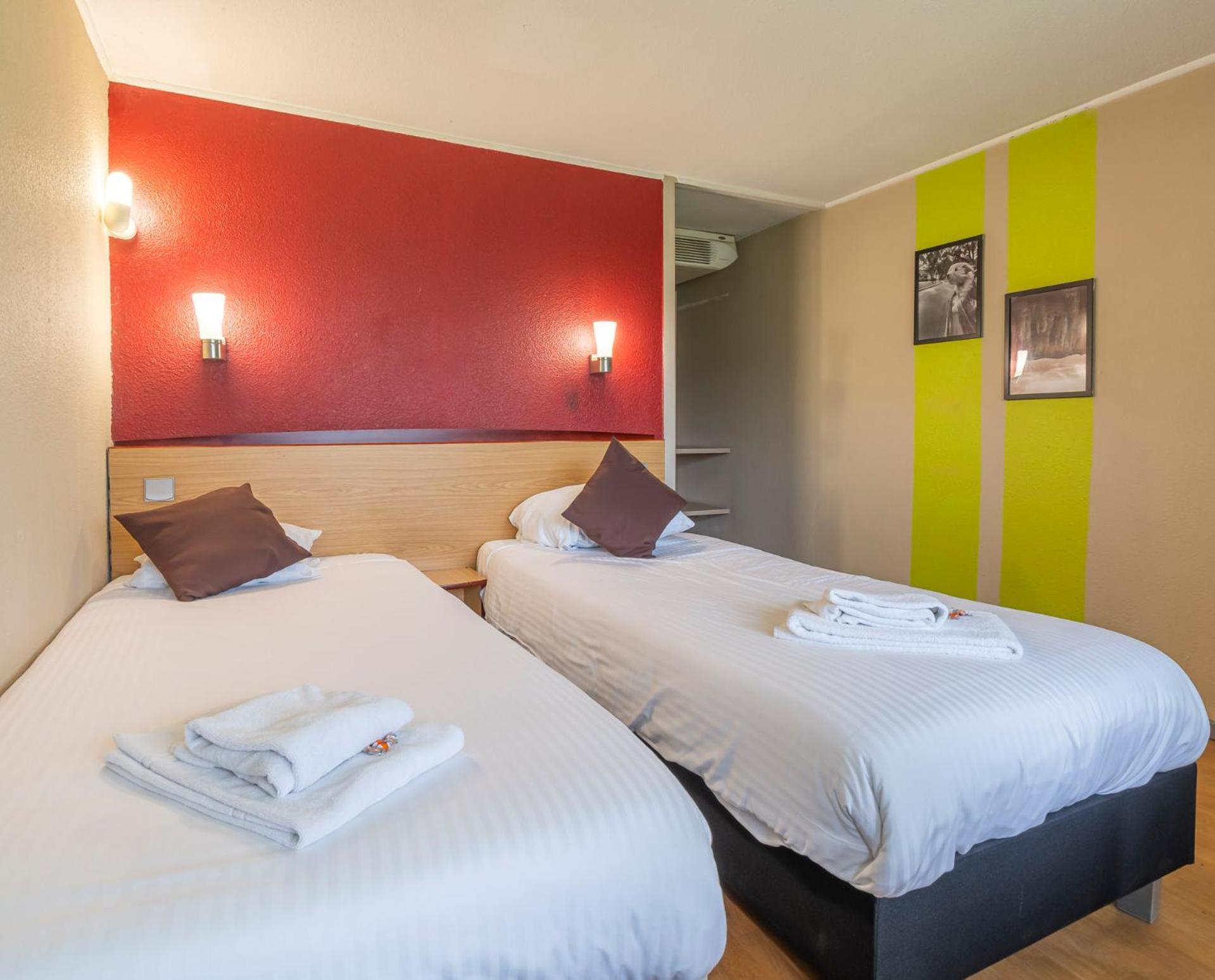 Sleep & Go Hotel